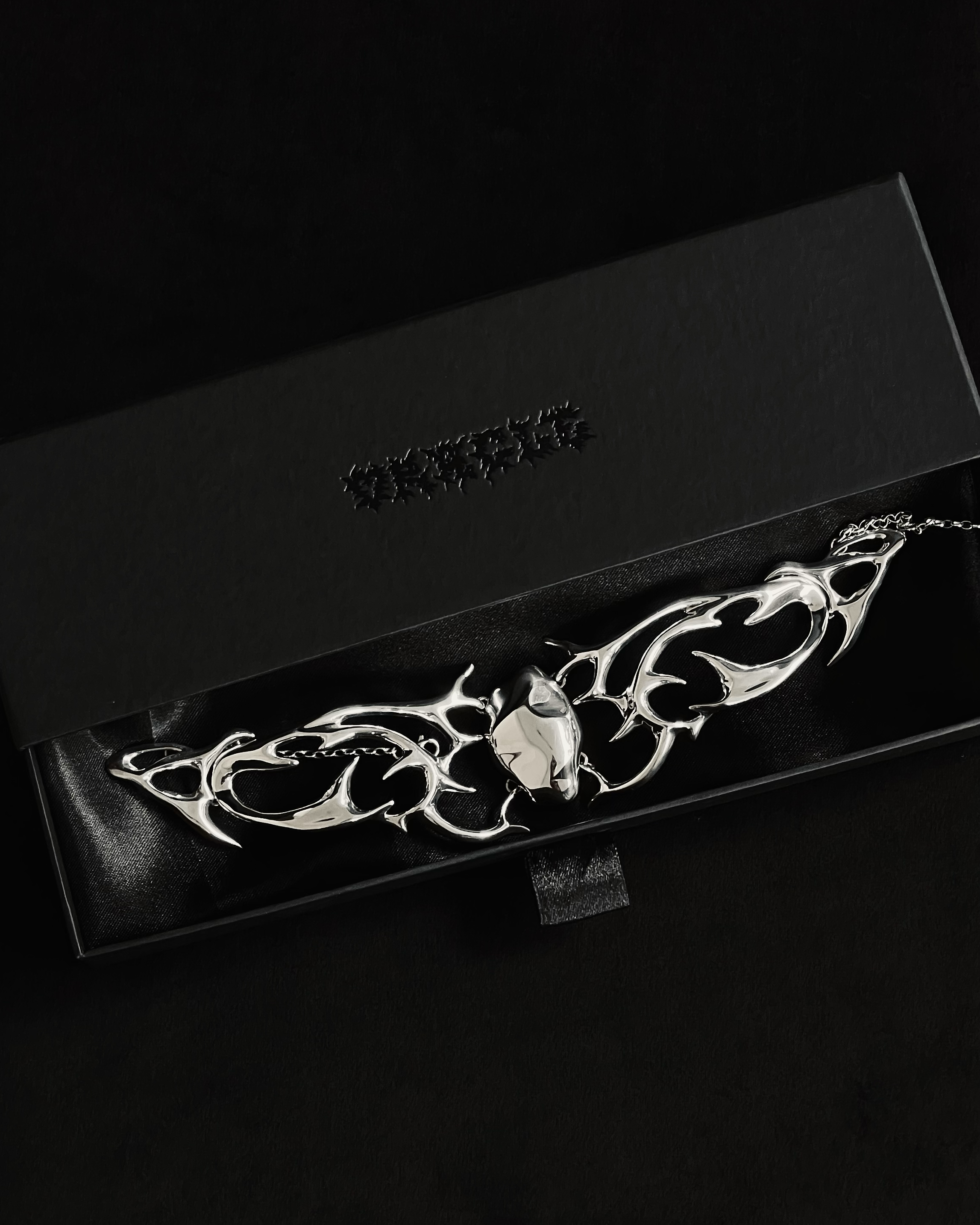 Choker of Kingdom