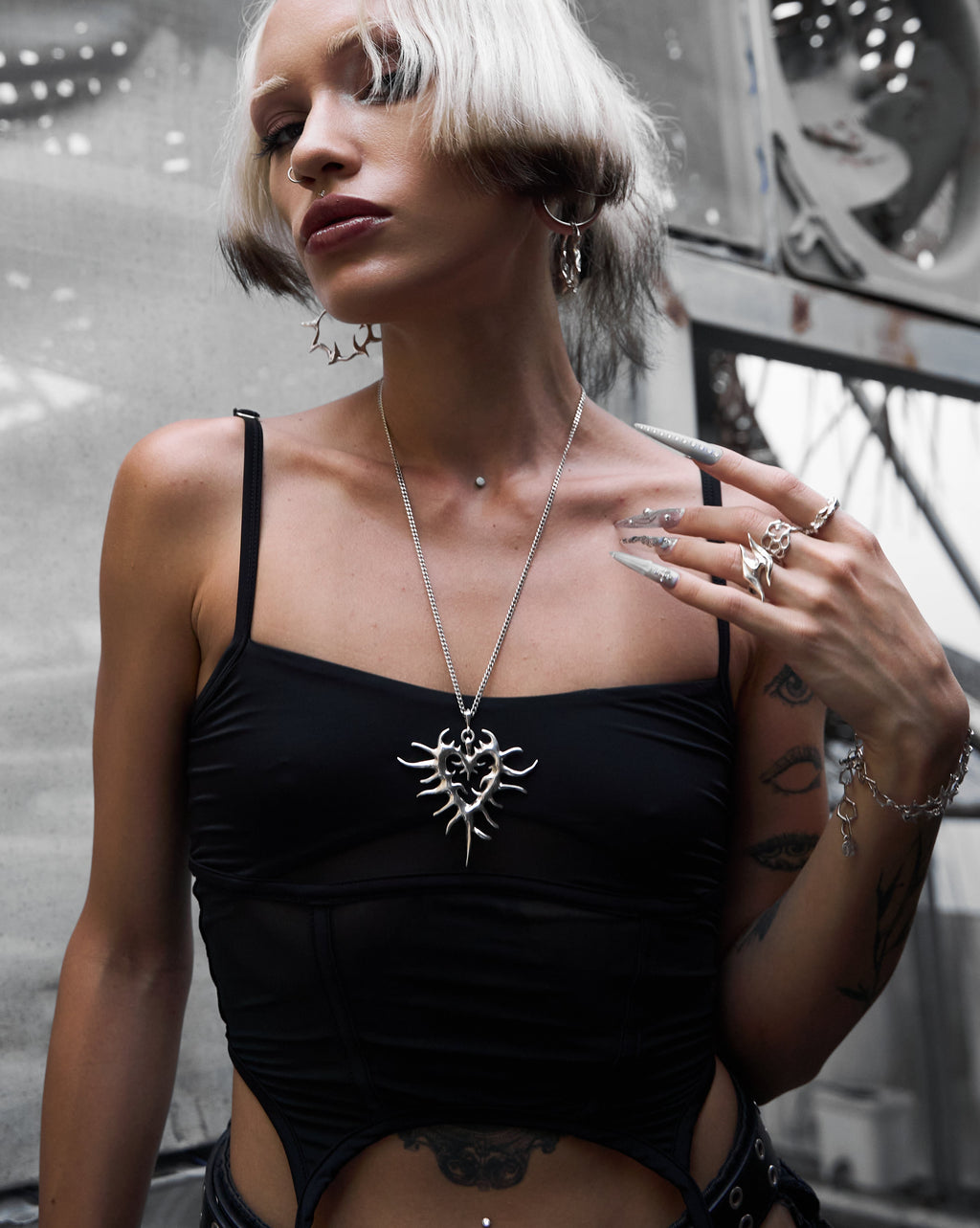 Thorn Heart | Necklace with boil